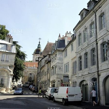 L'Appartement Du Voisin D'Hugo Besançon Eksteriør bilde